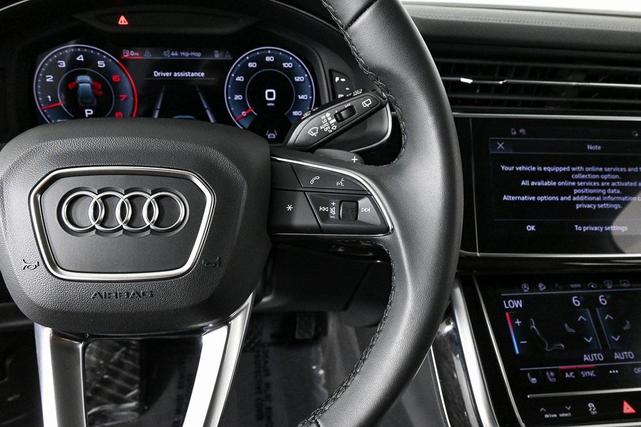Photo of 2023 Glacier White Metallic Audi Q7