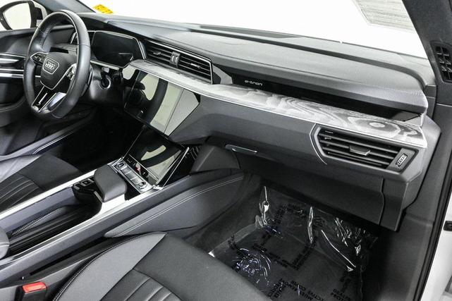 Photo of 2024 Glacier White Metallic Audi Q8 e-tron