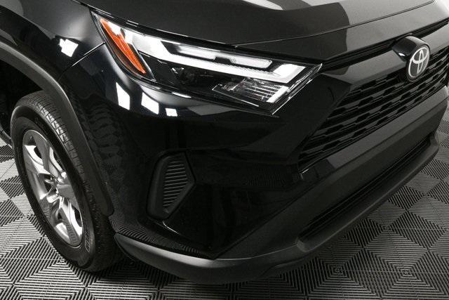 Photo of 2022 Midnight Black Metallic Toyota RAV4