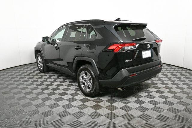 Photo of 2022 Midnight Black Metallic Toyota RAV4