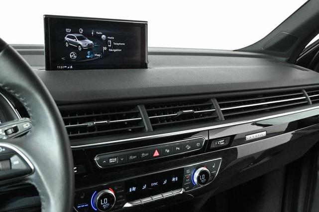 Photo of 2019 Gray Metallic Audi Q7