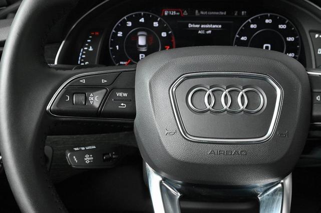 Photo of 2019 Gray Metallic Audi Q7