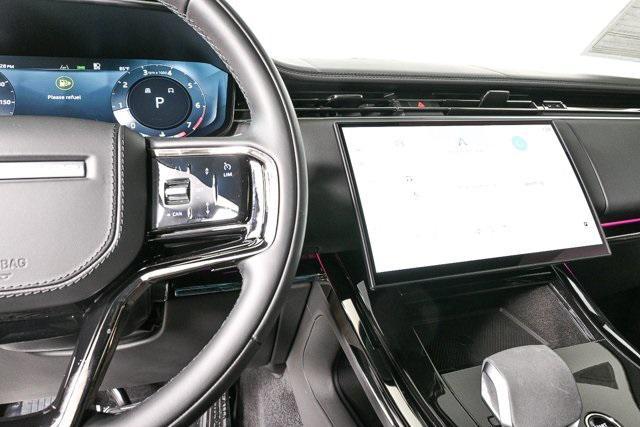 Photo of 2024 Charente Gray Premium Metallic Land Rover Range Rover Sport