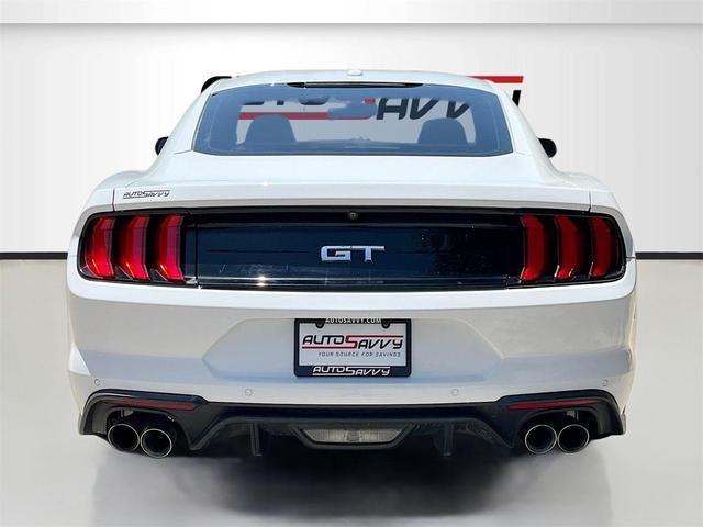 Photo of 2019 Oxford White Ford Mustang