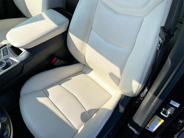 Photo of 2020 Stellar Black Metallic Cadillac XT5