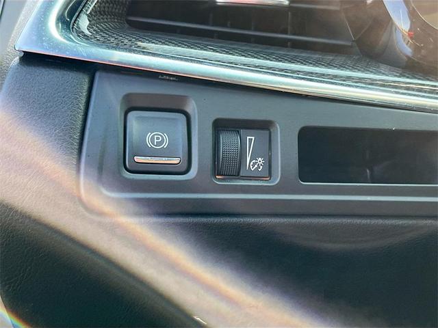 Photo of 2020 Stellar Black Metallic Cadillac XT5