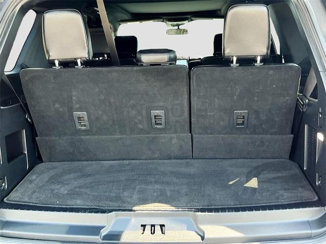 Photo of 2021 Magnetic Metallic Ford Expedition