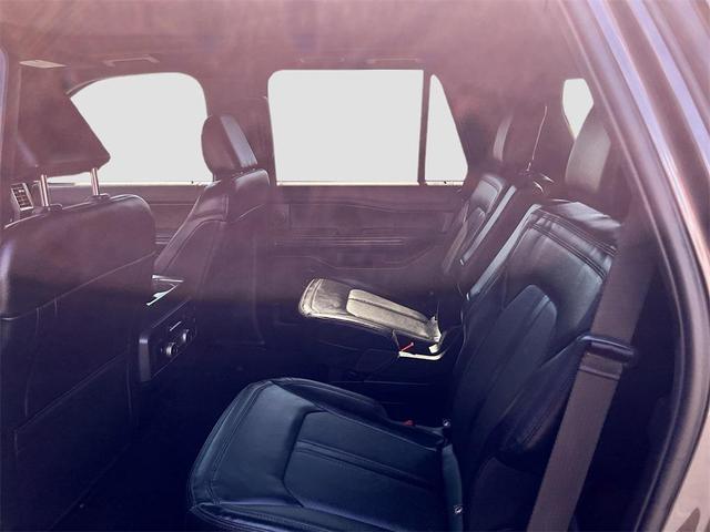 Photo of 2021 Magnetic Metallic Ford Expedition