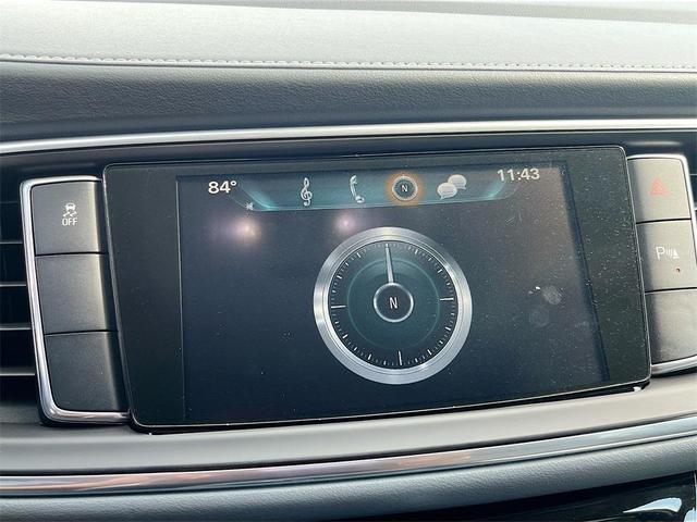 Photo of 2019 Summit White Buick Enclave