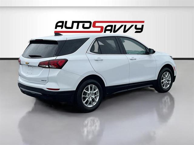 Photo of 2024 Summit White Chevrolet Equinox