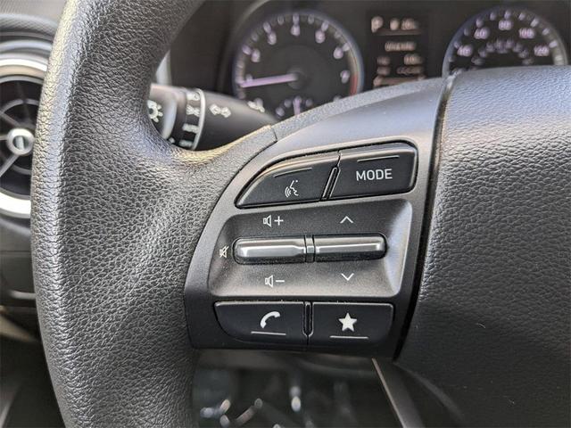 Photo of 2022 Ultra Black Pearl Hyundai KONA