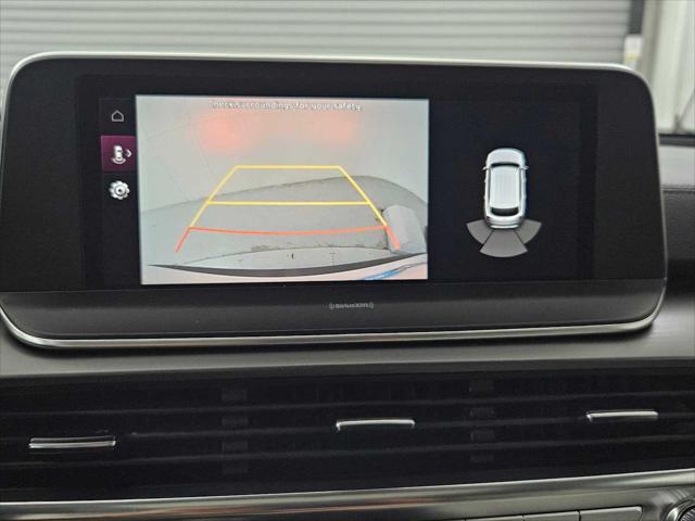 Photo of 2022 Glacial White Pearl Kia Telluride