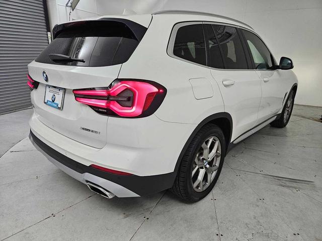 Photo of 2022 Alpine White BMW X3