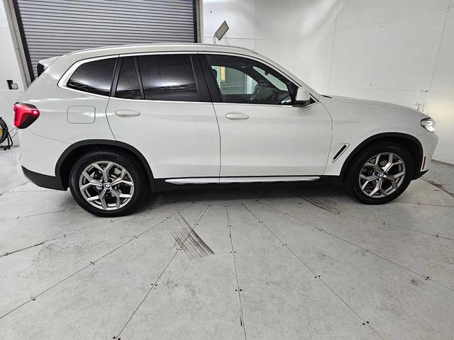 Photo of 2022 Alpine White BMW X3