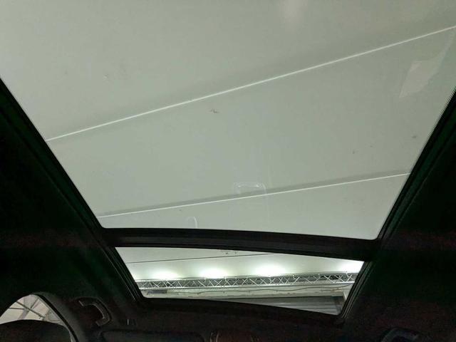 Photo of 2022 Mineral White Metallic BMW X5