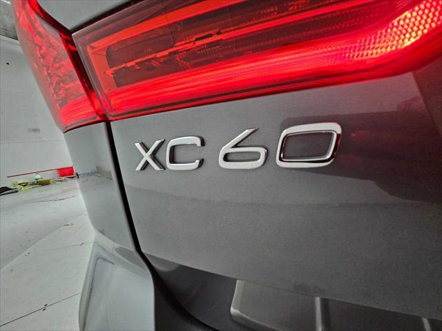 Photo of 2021 Denim Blue Metallic Volvo XC60