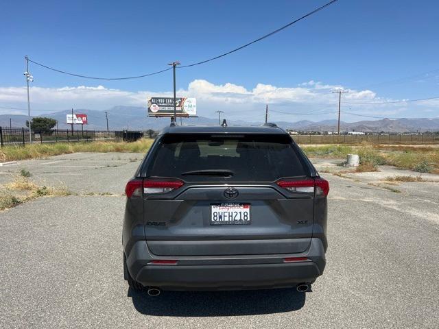 Photo of 2021 Gray Toyota RAV4