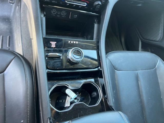 Photo of 2023 Bright White Clearcoat Jeep Grand Cherokee L
