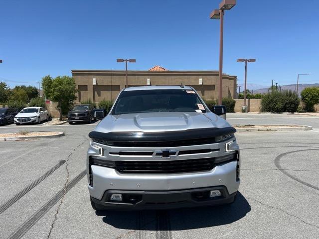 Photo of 2022 Silver Ice Metallic Chevrolet Silverado 1500 Limited