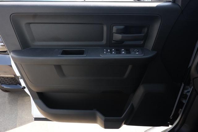 Photo of 2025 Bright White Clearcoat RAM 2500