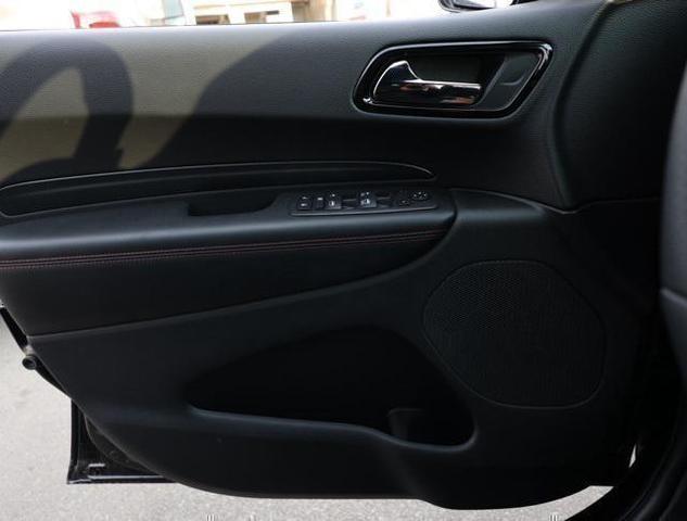 Photo of 2025 DB Black Crystal Clearcoat Dodge Durango