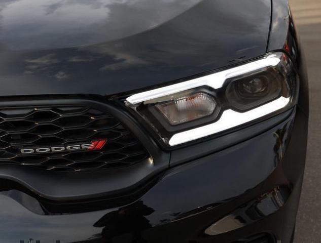 Photo of 2025 DB Black Crystal Clearcoat Dodge Durango