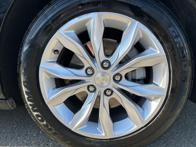 Photo of 2023 Mosaic Black Metallic Chevrolet Malibu
