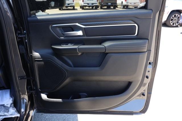 Photo of 2026 Granite Crystal Clearcoat Metallic RAM 1500