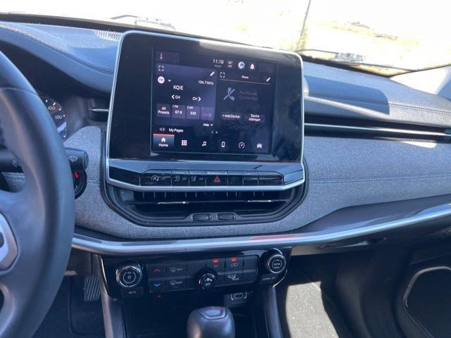 Photo of 2022 Diamond Black Jeep Compass