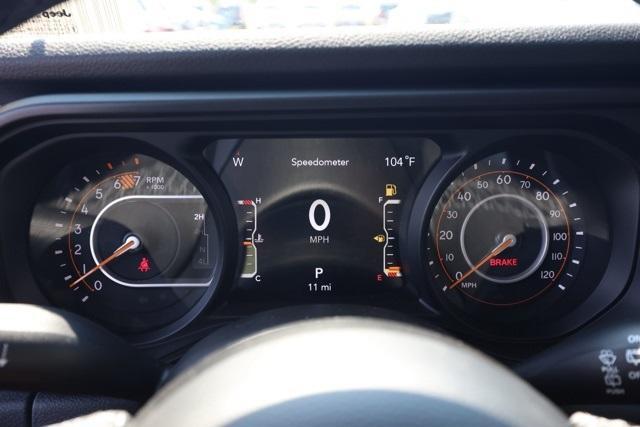 Photo of 2025 Granite Crystal Clearcoat Metallic Jeep Wrangler