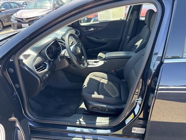 Photo of 2023 Dark Ash Metallic Chevrolet Malibu