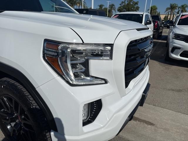 Photo of 2021 Summit White GMC Sierra 1500