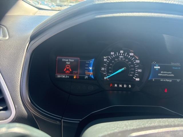 Photo of 2023 Silver Metallic Ford Edge
