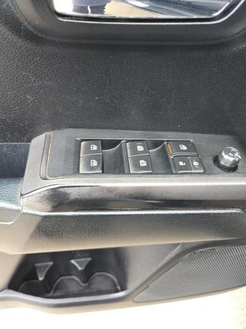 Photo of 2017 Gray Toyota Tacoma