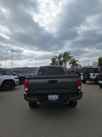 Photo of 2017 Gray Toyota Tacoma