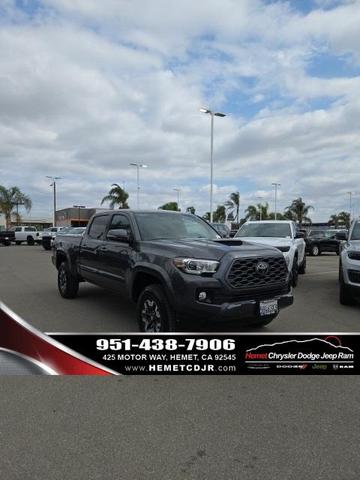 Photo of 2017 Gray Toyota Tacoma