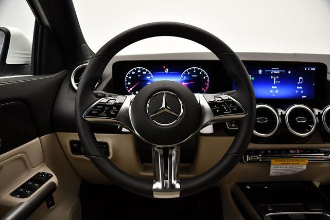 Photo of 2025 Polar White Mercedes-Benz GLA 250
