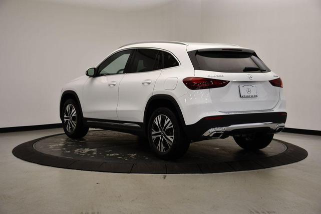Photo of 2025 Polar White Mercedes-Benz GLA 250
