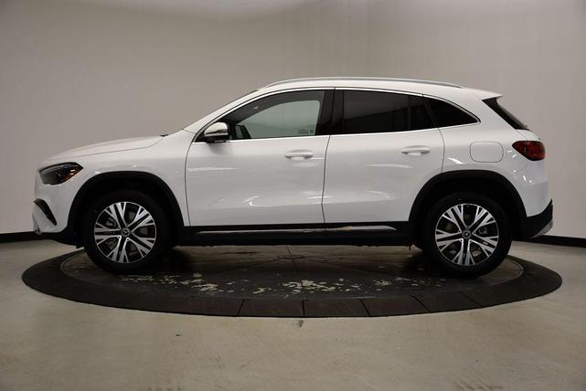 Photo of 2025 Polar White Mercedes-Benz GLA 250