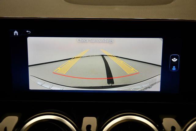 Photo of 2025 Polar White Mercedes-Benz GLA 250