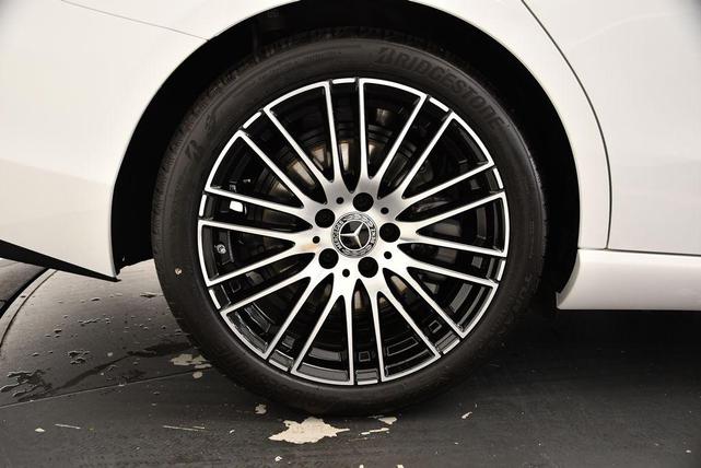 Photo of 2025 Polar White Mercedes-Benz C-Class