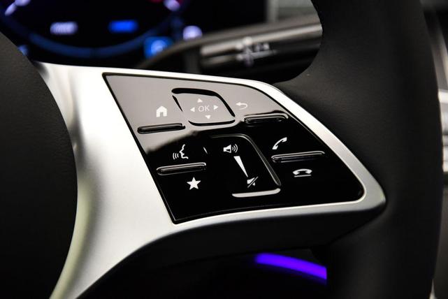 Photo of 2025 Polar White Mercedes-Benz C-Class
