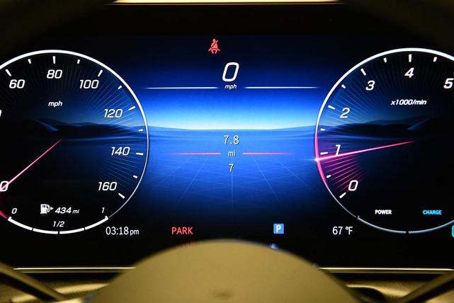 Photo of 2025 Polar White Mercedes-Benz C-Class