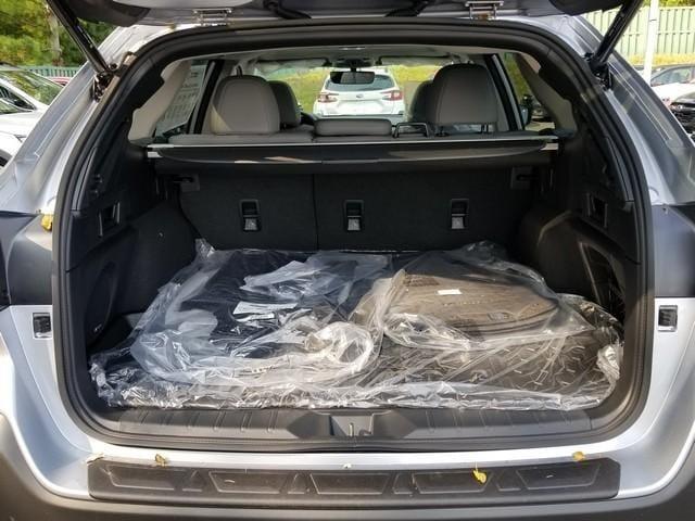 Photo of 2025 Ice Silver Subaru Outback