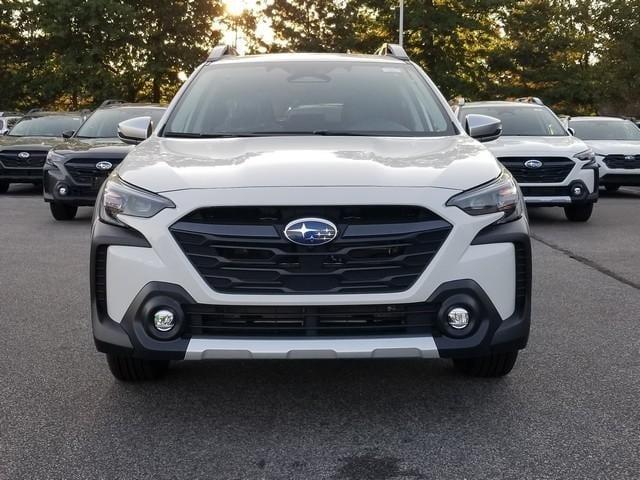 Photo of 2025 Crystal White Pearl Subaru Outback