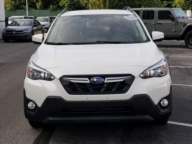 Photo of 2023 Crystal White Pearl Subaru Crosstrek
