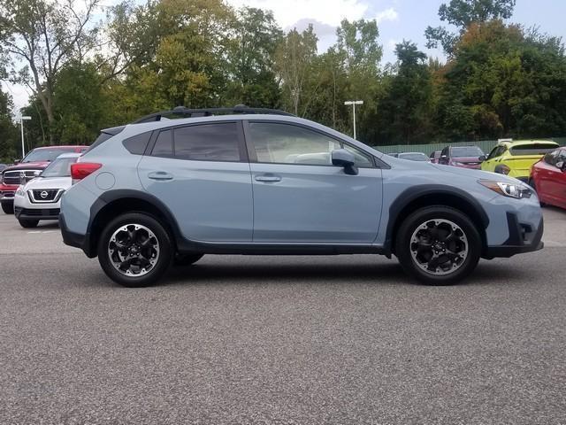 Photo of 2023 Cool-Gray Khaki Subaru Crosstrek