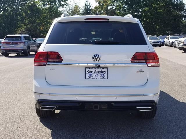 Photo of 2019 Pure White Volkswagen Atlas
