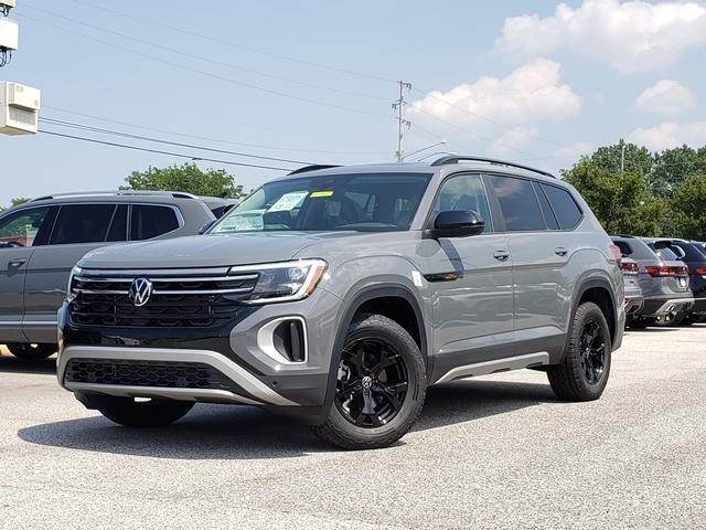 Photo of 2025 Pure Gray Volkswagen Atlas