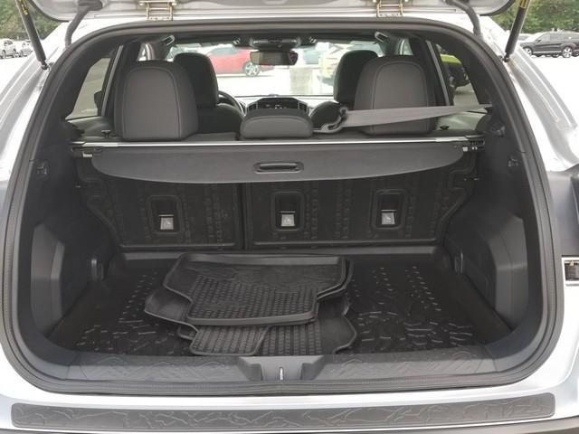 Photo of 2024 Ice Silver Metallic Subaru Crosstrek
